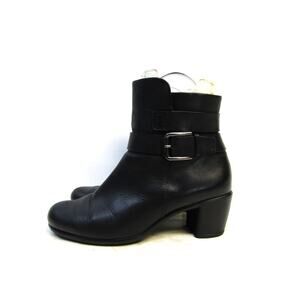 Ecco Womens Size 40 EUR Black Leather Zip Fashion Ankle Boots Booties